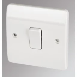 MK LOGIC PLUS 10AX 1-GANG 2-WAY LIGHT SWITCH WHITE